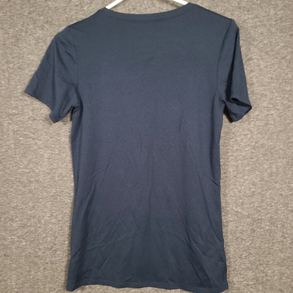 Nike Dri-Fit Women's Small New York Yankees V Neck Shirt Blue Short Sleeve Shirt - Picture 7 of 10